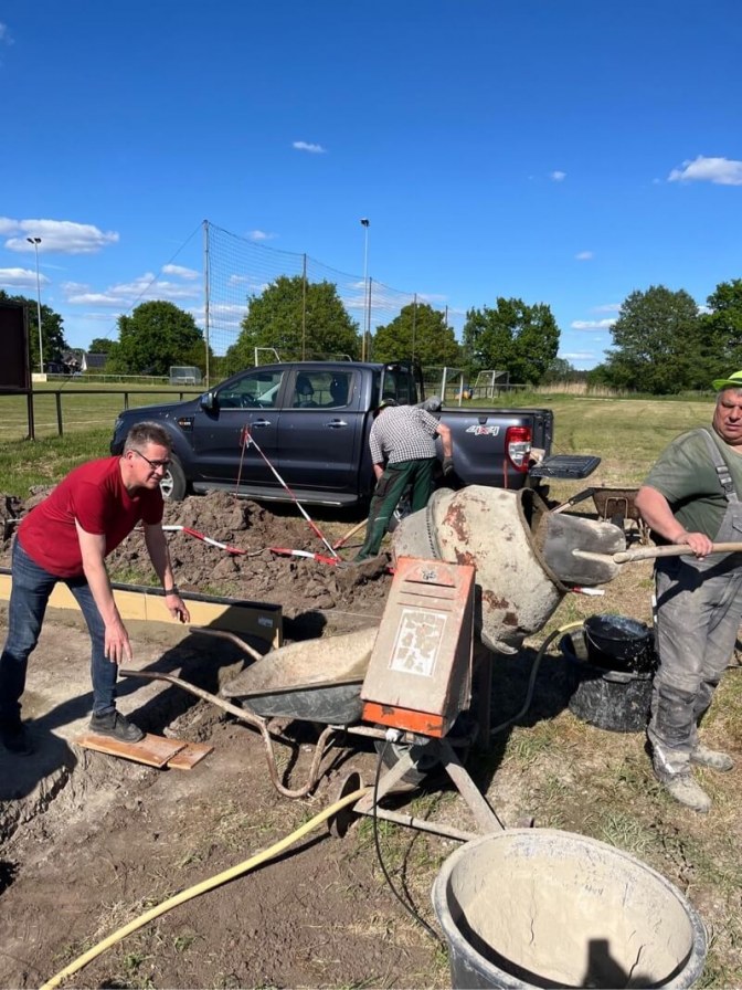 sprunggrube_helfer_2